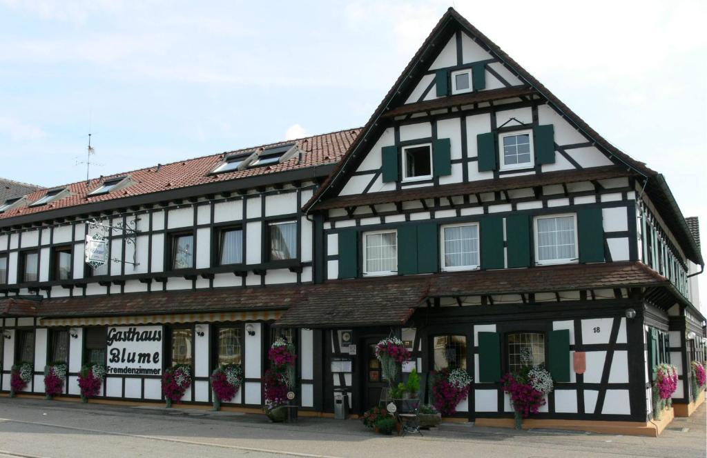 Hotel Landgasthof Blume Lichtenau  Zewnętrze zdjęcie